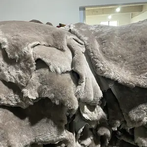 Peau de mouton véritable grise australienne sur mesure