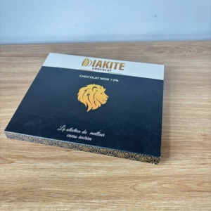 Meilleure boîte en papier d'emballage de <span class=keywords><strong>barre</strong></span> <span class=keywords><strong>chocolatée</strong></span> personnalisée de luxe avec logo <span class=keywords><strong>lion</strong></span> en feuille d'or pour cadeau haut de gamme et présentation en magasin - Product Image 3