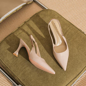 Zapatos de tacón alto sexys para mujer - ideales para fiestas de moda y bodas. Con diseño de punta en pico. - Product Image 1