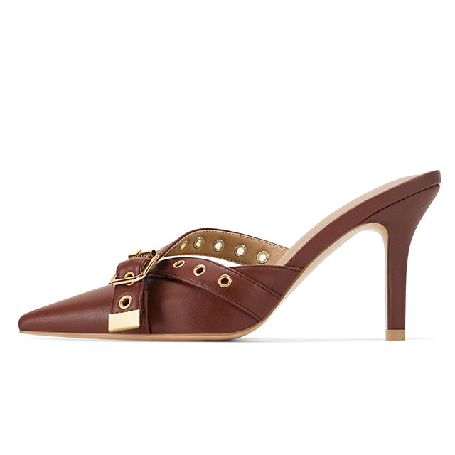 สีน้ำตาล