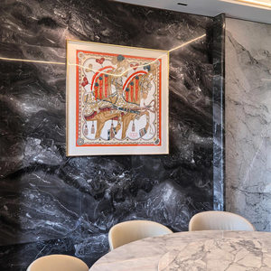 Bufanda de seda de diseño para decoración de pared, caja acrílica, ilustraciones inspiradas en lujo para galería o hogar - Product Image 4