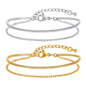 Bracelet minimaliste en acier inoxydable plaqué or, chaîne serpent superposée pour femmes - Product Image 1