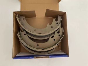 Zapatas de freno para Mitsubishi Fuso Material Zl15 Zapatas de freno de tambor de estacionamiento Toyota Hiace Foton View Cs2 <span class=keywords><strong>Clark</strong></span> Brake Cgc30 Forklif - Product Image 3