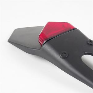 Lumière de moto personnalisée <span class=keywords><strong>Enduro</strong></span> Trial Bike 9 LED frein de moto arrêt garde-boue arrière feu arrière - Product Image 4