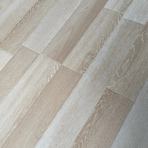 Relieve <span class=keywords><strong>Parquet</strong></span> <span class=keywords><strong>barato</strong></span> Clase 32 Ac3 <span class=keywords><strong>Ac5</strong></span> Ac4 MDF HDF Suelo laminado Piso Flotante 8mm Piso Laminado 8mm - Product Image 3