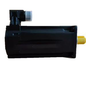 มอเตอร์ซิงโครนัสแม่เหล็กถาวรสามเฟส Beckhoff Am3062-1K10-0000 แรงบิด 3.2 นิวตันเมตร ความเร็ว 3000 รอบต่อนาที ผลิตในเยอรมนี - Product Image 3