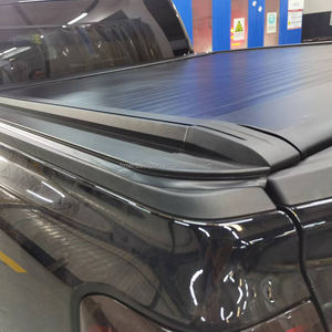 Couvercle de rouleau rétractable <span class=keywords><strong>Isuzu</strong></span> <span class=keywords><strong>D</strong></span>-<span class=keywords><strong>Max</strong></span> de haute qualité Couvre-tonneau Ascenseur rigide Manuel Bakflip Camion Camionnette Couvre-lit - Product Image 4