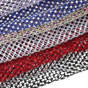 Tissu en maille de strass scintillant, matériau en filet orné de cristaux colorés pour la mode, l'artisanat fait main, les utilisations décoratives, personnalisable - Product Image 1
