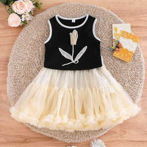 เสื้อผ้าเด็กผู้หญิง 3-8 ปี แฟชั่นลำลอง เสื้อแขนกุดลายดอกไม้สวยงาม ผ้าขนสัตว์ กระโปรงตาข่ายฟูฟ่อง ชุดสองชิ้นสุดหรู - Product Image 1