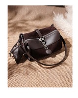 Sac à bandoulière en cuir suédé véritable de luxe, style Old Money, grande capacité, collection Automne-Hiver 2026