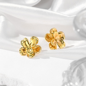 ต่างหูทรงดอกไม้รูปหัวใจและใบไม้ ดีไซน์โดดเด่น ทำจากโลหะผสมชุบทอง 14K รูปทรงเรขาคณิตแบบโอเวอร์ไซส์ สั่งทำพิเศษ - Product Image 6