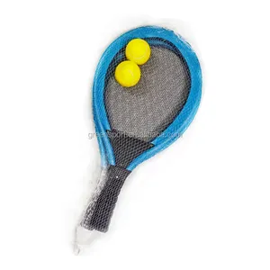 טניס ציוד עם טניס כדורי חוף טניס מחבט