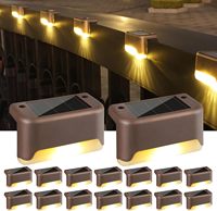 Lampu Dinding LED Tenaga Surya Modern Tahan Air IP55 dengan Cahaya Putih Hangat/RGB 3000LM Dapat Diredupkan untuk Penggunaan di Taman, Tangga/Jalanan