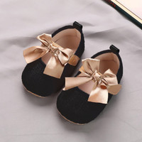 Chaussures de princesse confortables pour bébé, printemps-automne, soin des pieds, semelle en caoutchouc souple, antidérapantes, premières chaussures de marche pour les petites filles