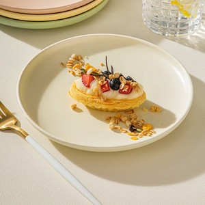 Vaisselle circulaire en céramique blanche multifonctionnelle Vaisselle en céramique Outils <span class=keywords><strong>de</strong></span> table en pierre familiale pour restaurant <span class=keywords><strong>Assiette</strong></span> <span class=keywords><strong>de</strong></span> <span class=keywords><strong>comptoir</strong></span> à dessert Vente en gros - Product Image 3
