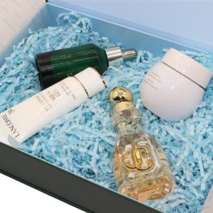 Caja de embalaje personalizada para cosméticos, Set de regalo con papel de <span class=keywords><strong>rafia</strong></span> arrugado para limpiador/crema/suero - Product Image 1