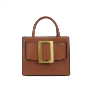 Sac à bandoulière carré en cuir véritable style français pour femme, avec fermeture éclair et boucle de ceinture, nouvelle collection 2026, design de niche haut de gamme et tendance - Product Image 2