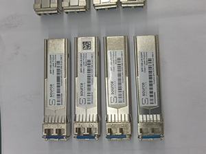 แหล่งกำเนิดแสง SPP-10E-LR-CDFP โฟโตนิกส์ SPQ-10E-LR-CDFP 40G 2KM SMF QSFP SPP-10E-LR-CDFP แหล่งกำเนิดแสง SPP-10E-LR-CDFP - Product Image 3