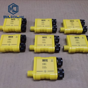 Controlador PLC FLN-EMSS1100108 al por Mayor, Nuevo Controlador de Programación PLC de Marca para Almacenes - Product Image 1