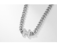 Collier élégant vintage en acier pour caméra espion Pendentif élégant en perles Diamant Zircon Strass Motif populaire en laiton disponible
