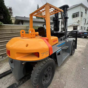 Montacargas TCM FD70D de Alta Calidad - Equipo de Elevación Industrial de 7 Toneladas (Especializado para el Transporte de Cargas Pesadas) - Product Image 1