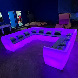 أثاث للنوادي الليلية والحانات بالجملة، إضاءة مع تحكم عن بعد لتغيير الألوان، وسائد ناعمة ووسائد قطنية، طقم أريكة بإضاءة LED RGB للحانات - Product Image 2