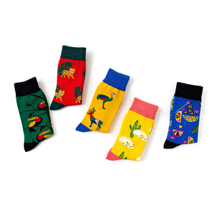 Chine Usine Mulit Couleur Faites Votre Propre Conception Flamingo <span class=keywords><strong>Girafe</strong></span> Animal Coton Coloré Drôle Hommes Tube Chaussettes - Product Image 6