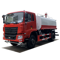 Tout nouveau 10 mètres cubes d'incendie arroseur d'eau camions chine marque 4x2 moteur Diesel composants de base à vendre