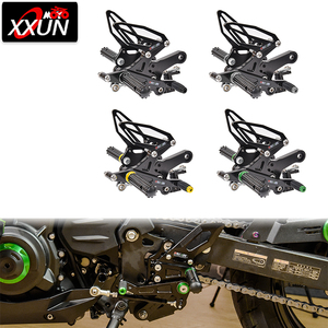 XXUN accesorios de la motocicleta trasera ajustable de reposapiés pie clavijas Pedal para <span class=keywords><strong>Kawasaki</strong></span> <span class=keywords><strong>Ninja</strong></span> 250 <span class=keywords><strong>400</strong></span> Z400 2018-2021 - Product Image 1