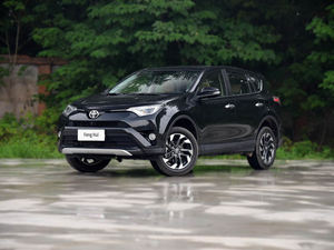 Toyota <span class=keywords><strong>RAV4</strong></span> AWD 4x4 essence 2018 d'occasion à prix abordable, idéale pour les conditions routières africaines, très demandée en Afrique, exportation vers l'Afrique - Product Image 1