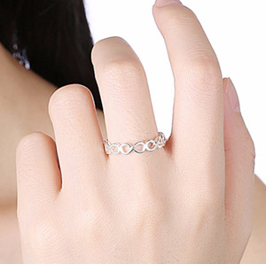 Anello a Forma di Otto Cavo per Donne, Gioielli Minimalisti alla Moda, Vendita all'Ingrosso - Product Image 3