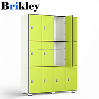Casiers intelligents Brikley de haute qualité, couleur grain de bois, casier de rangement HPL avec serrure intelligente numérique pour salle de sport