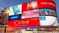 Panneau publicitaire attrayant pour vitrine, enseigne LED numérique immersive 3D créative, prix usine clé en main, affichage à fort impact