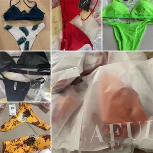 Costumi da bagno Sexy delle donne del Micro Mini Bikini di marca di modo scava fuori due pezzi di nuovo arrivo