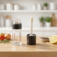 Tube de brillant à lèvres rond tendance avec grand applicateur, flacon vide en plastique pour gloss à lèvres, personnalisable avec logo, anti-fuite, emballage de maquillage écologique