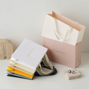 Bolsas de Papel Kraft para Compras con Logotipo Personalizado PandaSew, Bolsas de Regalo de Lujo con Impresión - Product Image 1