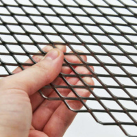 Grille en métal expansé robuste avec résistance à la corrosion, surface galvanisée à chaud, service de découpe, qualité supérieure