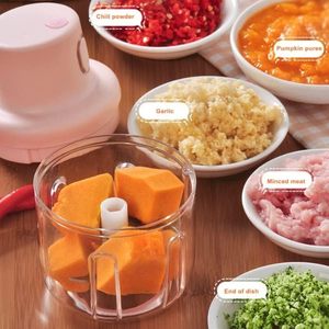 Écraseur d'ail électrique automatique et hachoir à légumes avec lames en acier inoxydable - Outil de cuisine pour la préparation des fruits et des oignons - Product Image 3