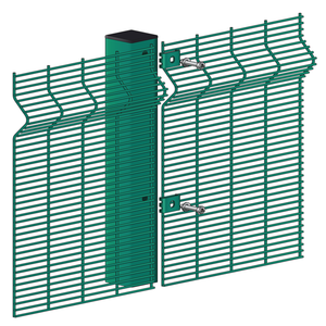 Panneaux de clôture haute sécurité de 10 pieds en fer thermolaqué à vue claire avec fil barbelé pour chantier de construction - Product Image 1