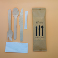 Machines d'emballage rapide et flexibles pour couverts (cuillères, fourchettes, couteaux) avec serviettes, cure-dents, sel et poivre, conditionnées en sachets à ouverture facile
