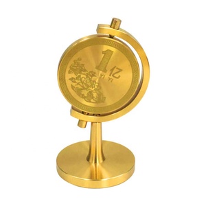 Nuevo Spinner Antiestrés Creativo de Latón con Diseño de Balón de Fútbol, Giratorio, para Decoración de Coche, Oficina, Escritorio y Mesa de Té, Amuleto de la Suerte - Product Image 2