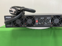 Large tension 1.5U classe D 4x2500W 8ohm 4 canaux amplificateur Subwoofers Line Array 2ohm 4ohm impédance coque métallique haut-parleur 90-264V