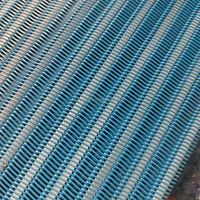 Alfombra de Playa Portátil y Accesible de 3.6 mm de Grosor, 100% Poliéster, Resistente a los Rayos UV y a la Intemperie, para Uso en Hoteles, Caminos de Playa y con Sillas de Ruedas
