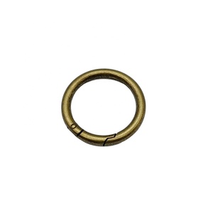 Anneau rond à ressort <span class=keywords><strong>de</strong></span> <span class=keywords><strong>32</strong></span> <span class=keywords><strong>mm</strong></span>, accessoires <span class=keywords><strong>de</strong></span> sac <span class=keywords><strong>en</strong></span> métal personnalisés, fermoir durable <span class=keywords><strong>en</strong></span> alliage <span class=keywords><strong>de</strong></span> zinc pour connecteur <span class=keywords><strong>de</strong></span> sac à main <span class=keywords><strong>de</strong></span> luxe - Product Image 6