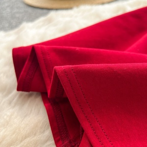 Robe de soirée en polyester pour femme, style socialite, épaules dénudées, idéale pour les banquets et anniversaires, vente en gros - Product Image 5
