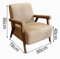 Ensemble de mobilier de restaurant personnalisable pour hôtel et café : table carrée en bois, chaise et banquette en mousse haute densité