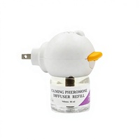 Diffuseur de phéromones apaisant électrique chauffant pour animaux de compagnie en cuir et ABS de haute qualité, type liquide, pour chiens et chats, utilisation en salle de bain