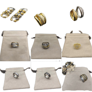 Anillo de Plata con Circonita David, Clásico y Moderno, de Alta Calidad, Ideal para Bodas, Compromisos y Joyería para Parejas - Product Image 1