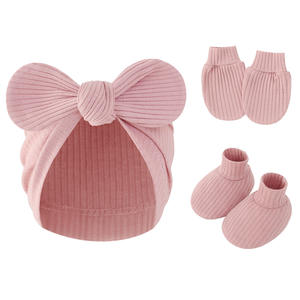 Conjunto de gorro con lazo para bebé recién nacido, con manoplas y calcetines anudados, diseño a rayas antiarañazos - Product Image 2