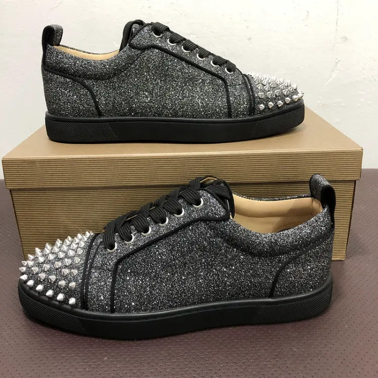 Wholesale Branded Red Bottom Men Shoes With Spikes Genuine Leather Famous Brands For Women Luxury Designer Sneakers